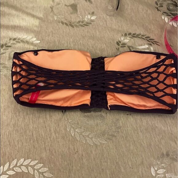 Victoria’s Secret purple midi macrame bandeau bikini top/swimsuit bathing suit - Picture 3 of 3